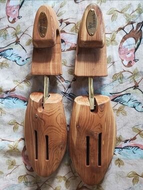 Allen Edmonds Wooden Cedar? Men's Wood Shoe Stretcher Form Size Large Adjustable